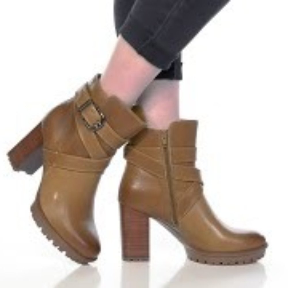 Naturalizer Lyra Leather Boots Buckle Strap Heel Booties Dark Bamboo Size 6 NEW
